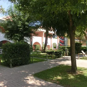  Apartment Villaggio Ginepri